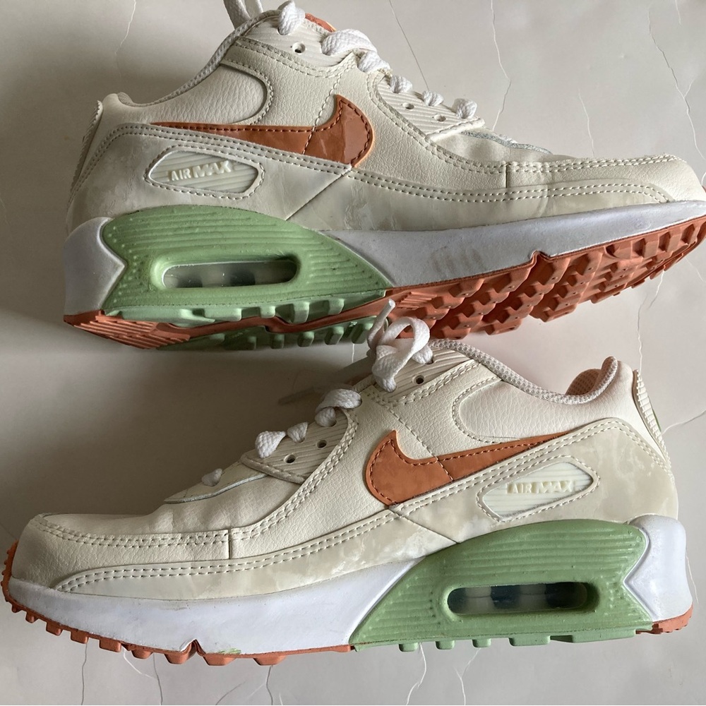 Nike air max kids 5 womens 6.5 7